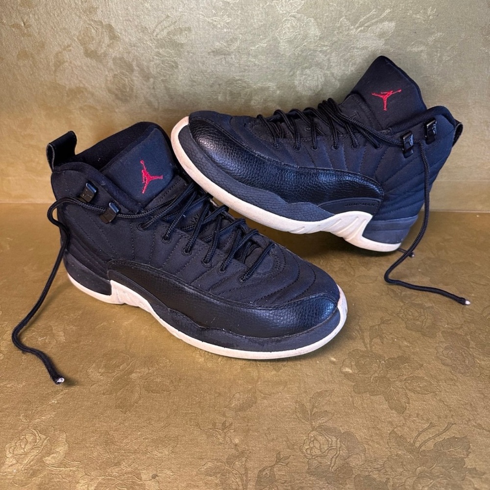 Nike Air Jordan retro 12 neoprene kids Size 6y